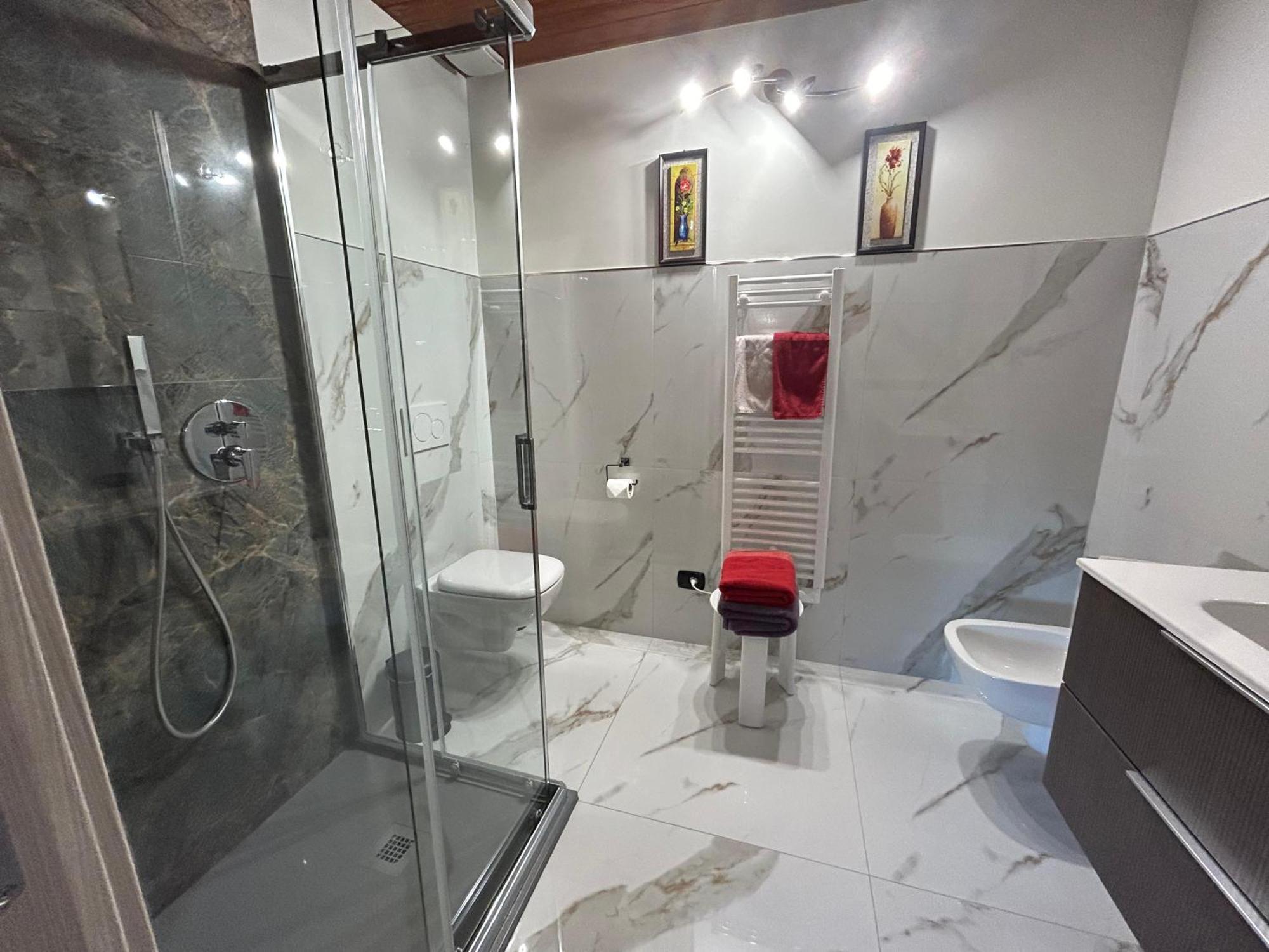 B&B Southitaly Бусто-Арсіціо Екстер'єр фото